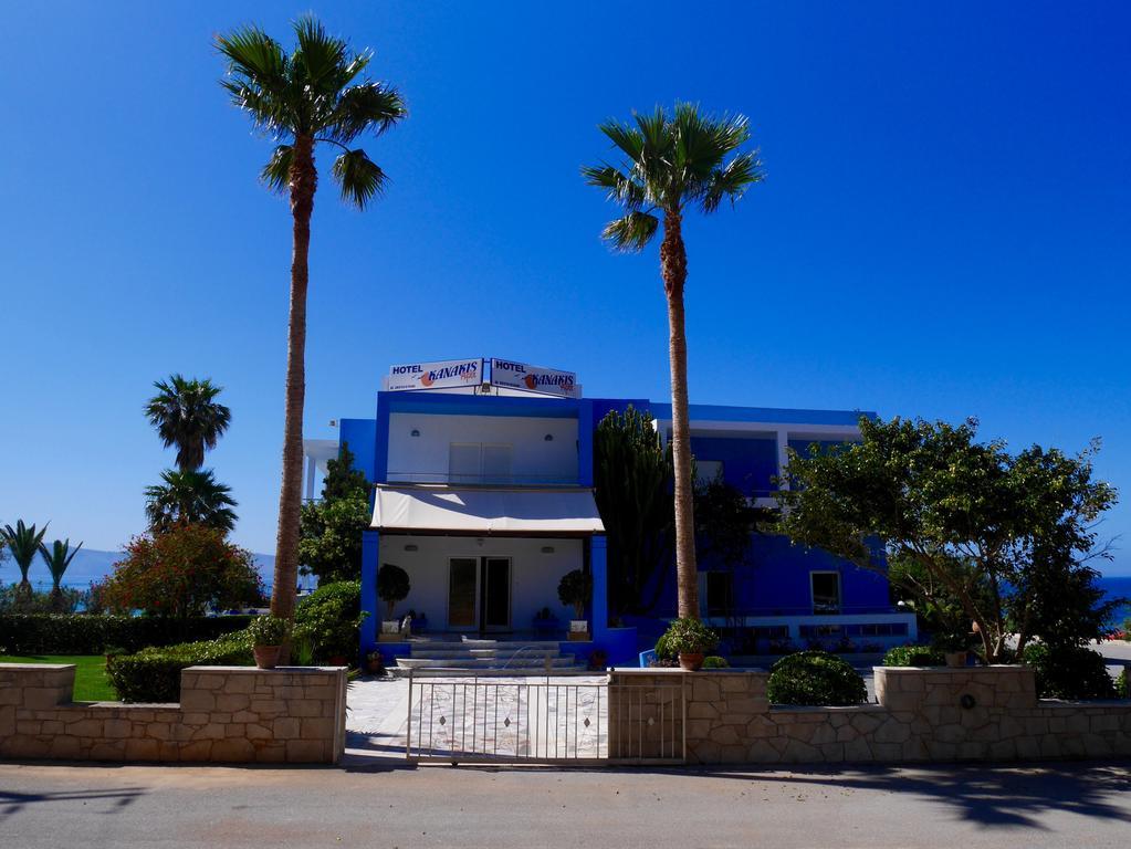 Kanakis Blue Beach Apartments Petres  Экстерьер фото